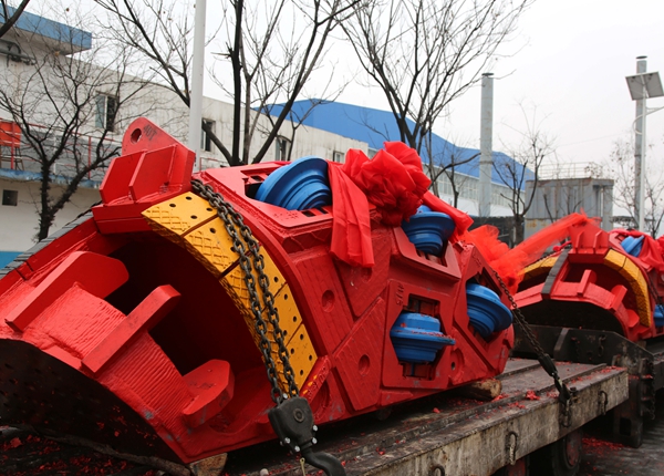 F83D0510_.jpg